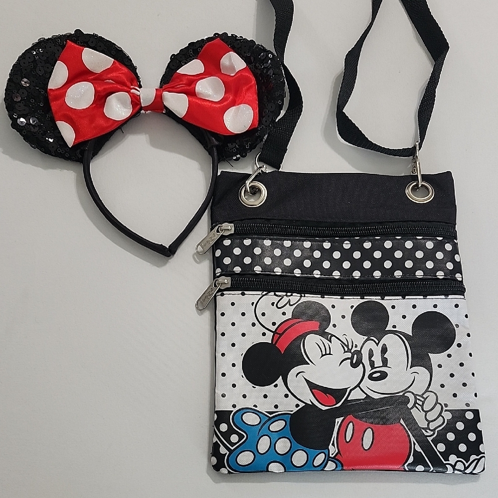 Minnie Mouse Ears And Crossbody Bag, NWOT🎉♥️🖤🤍